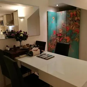 Lovet Homestay London