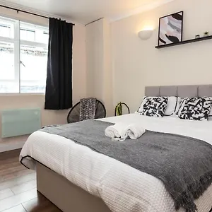 Jacks Apartment London
