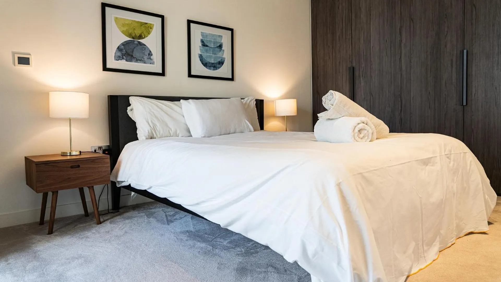 Apartment Luxury Balcony Apartment, Canary Wharf United Kingdom