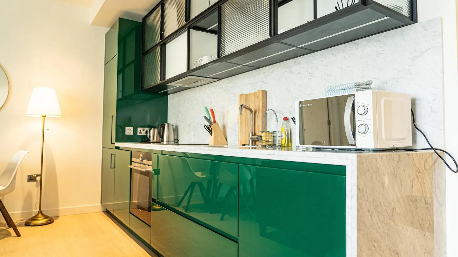 Apartment Luxury Balcony Apartment, Canary Wharf