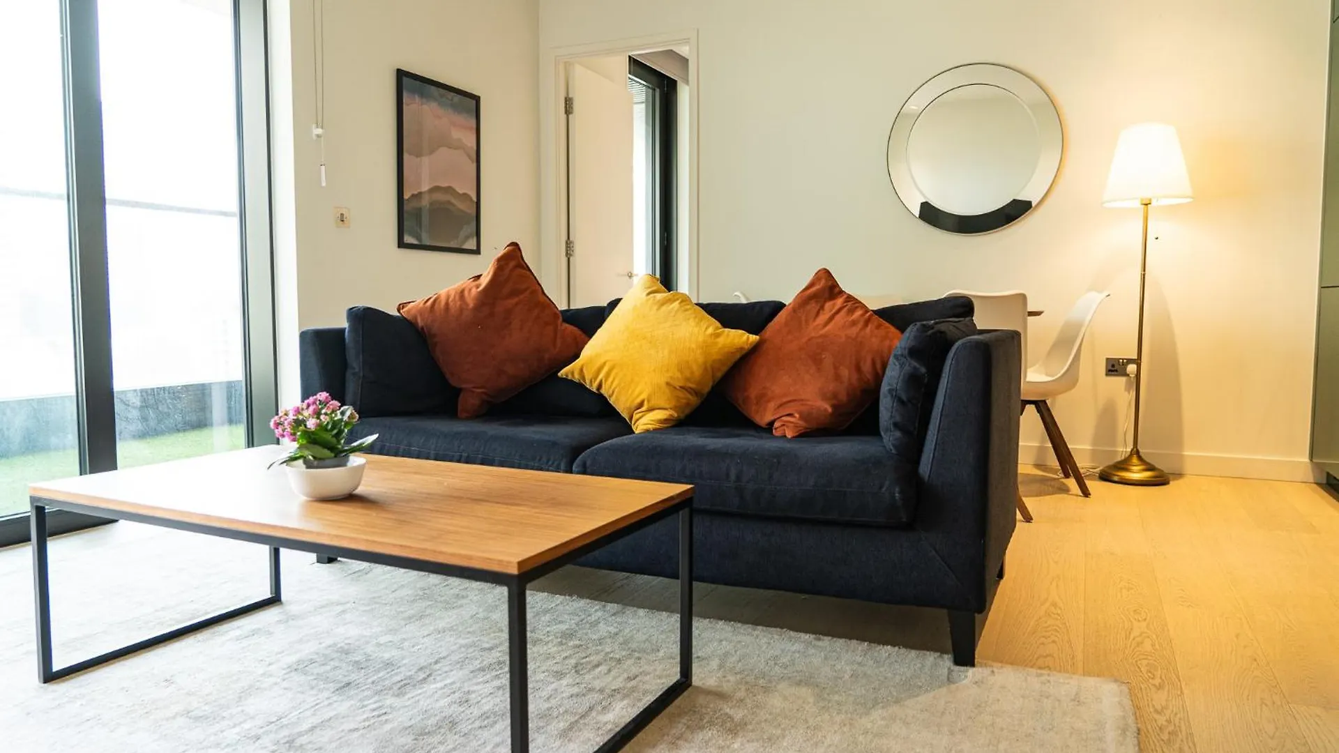 Luxury Balcony Apartment, Canary Wharf 0*, London