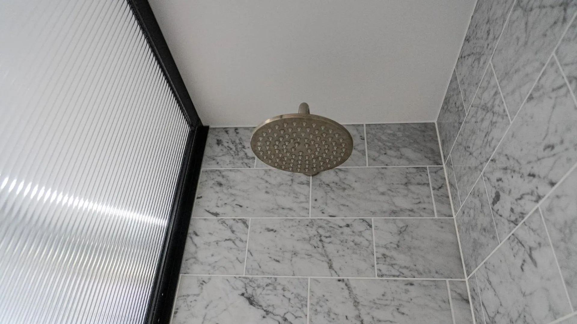Luxury Balcony Apartment, Canary Wharf